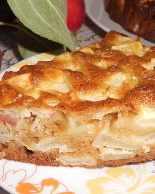 Яблочно-медовая шарлотка