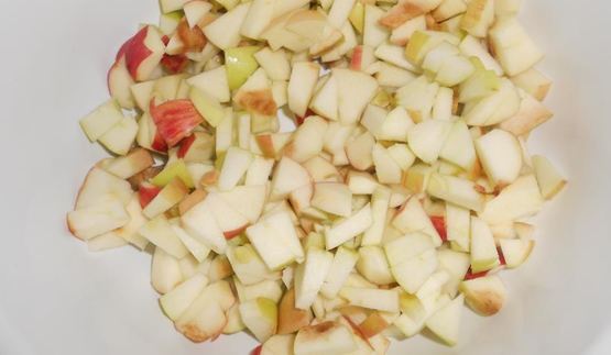 яблочно-медовая шарлотка