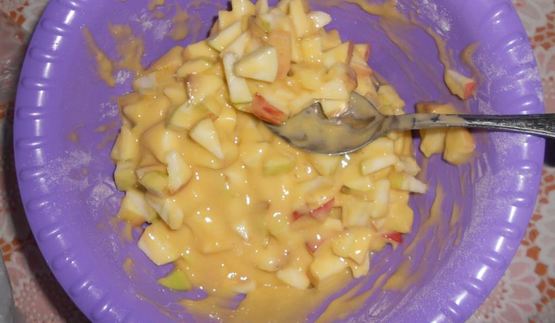 яблочно-медовая шарлотка