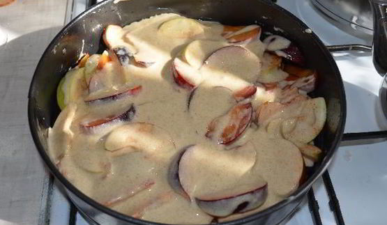 яблочно-сливовая нешарлотка