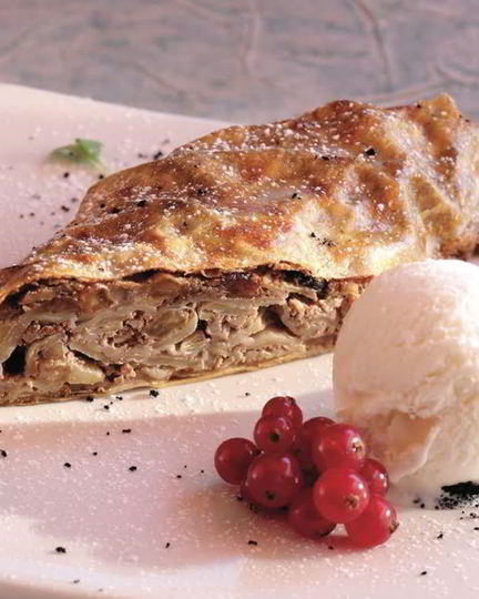 Рецепт быстрого яблочного штруделя из лаваша