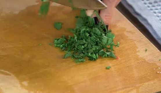 овощной штрудель с фасолью и паприкой