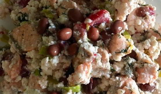 штрудель с лососем, фасолью и рикоттой