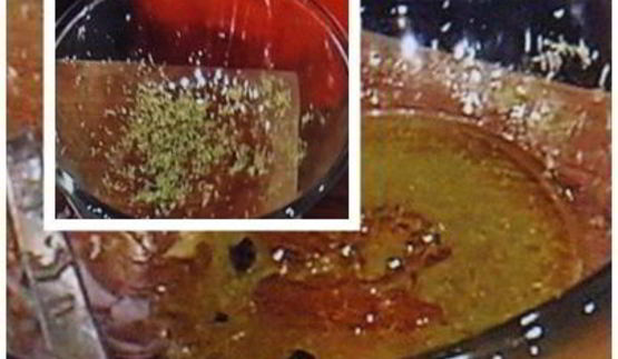 штрудель с начинкой из козьего сыра с виноградом в портвейне