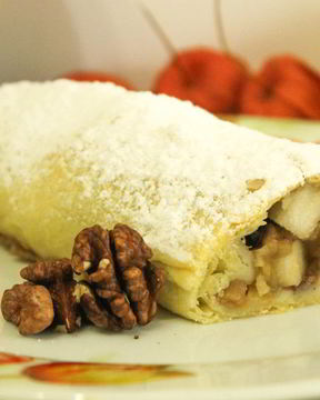 Штрудель с яблоками