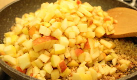 штрудель с яблоками