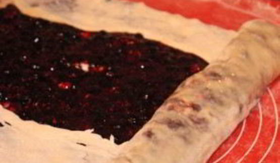 штрудель со смородиной