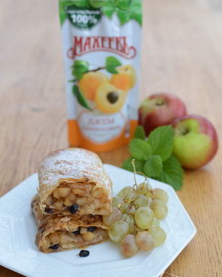 Рецепт яблочного штруделя из лаваша