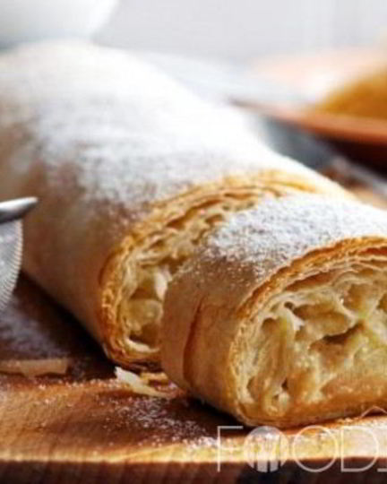 Рецепт яблочного штруделя из слоеного теста