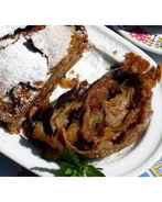 Яблочный штрудель с грецкими орехами