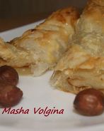 Слоеные трубочки с вареной сгущенкой и орехами