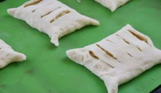 слойки из готового слоеного теста