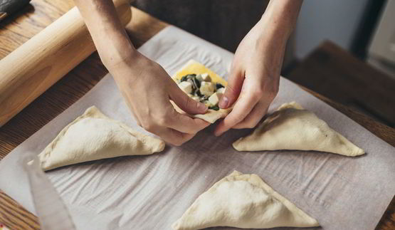 слойки с фетой и шпинатом