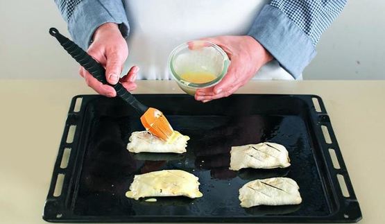 слойки с щавелем