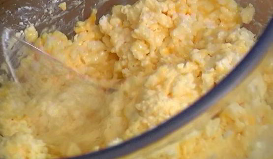 лимонный творожник с изюмом