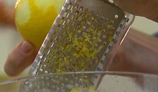 лимонный творожник с изюмом