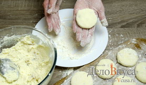 сырники из творога с изюмом