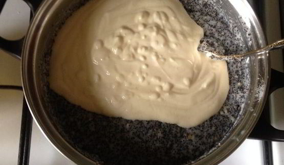 творожник с маком и миндалем