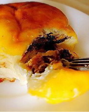 Творожники с черносливом и орехами