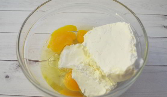 творожники с яблоком