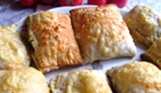 сырно шпинатные слойки