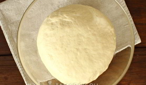 быстрое дрожжевое тесто на воде на пирожки