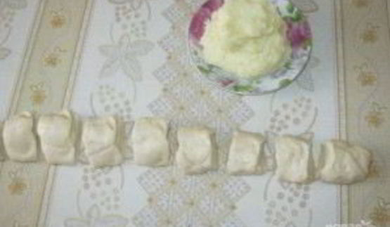 дрожжевое тесто с картофелем