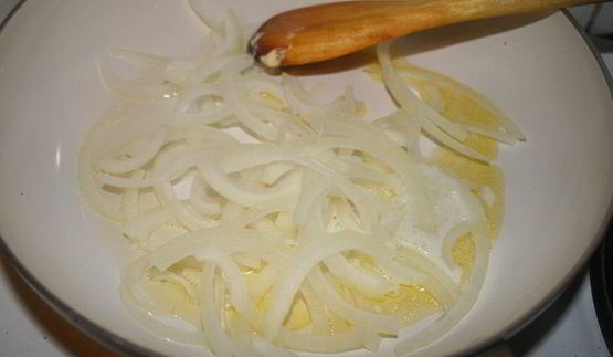 хрустящие корзинки с курицей из домашнего слоеного теста