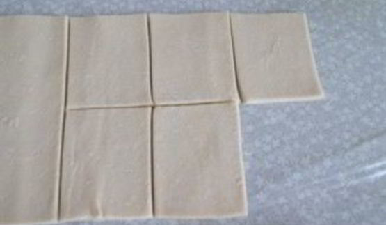 слоеное тесто с яблоками