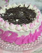 Бисквитный торт с творожным кремом