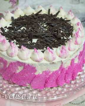 Бисквитный торт с творожным кремом