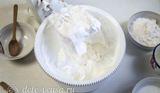 бисквитный торт с творожным кремом