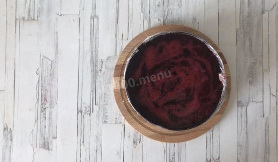 йогуртовый фисташковый торт с жимолостью