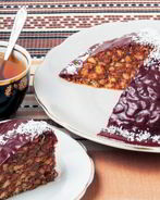 Торт из печенья и вареной сгущенки