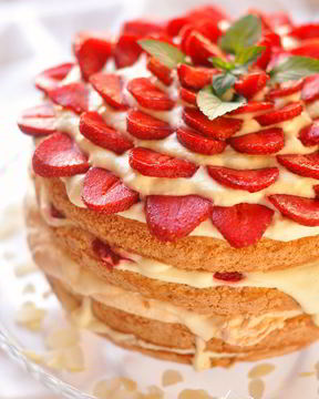 Торт Клубника со сливками