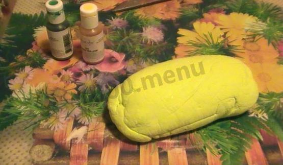 торт с бантом из мастики букет роз