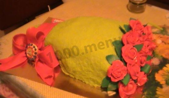 торт с бантом из мастики букет роз