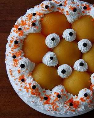 Торт с консервированными персиками