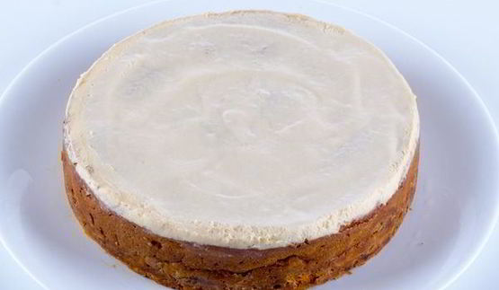 торт с тыквой и сабайоном на белом шоколаде