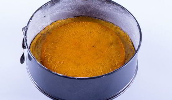 торт с тыквой и сабайоном на белом шоколаде