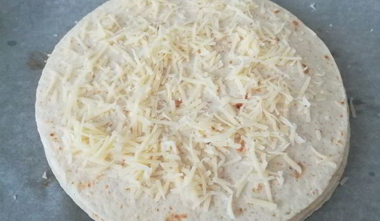 тортильи, запеченные в духовке с сыром
