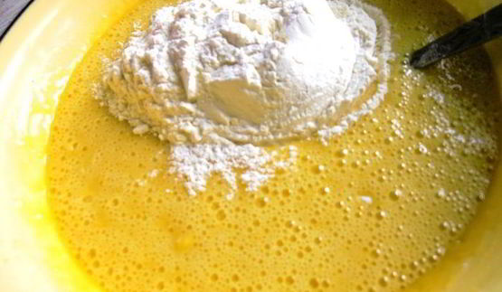 яблочный медовик