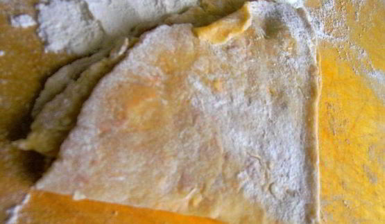 яблочный медовик