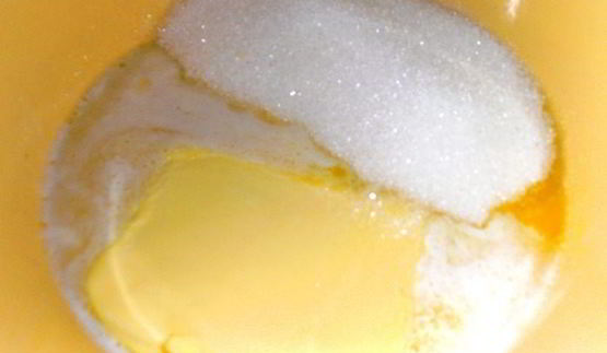 яблочный медовик