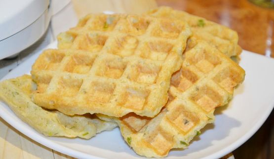 картофельные вафли в вафельнице