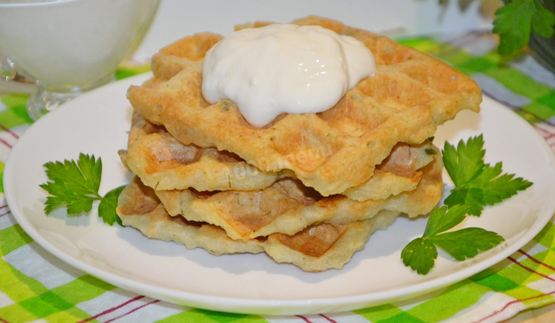 картофельные вафли в вафельнице