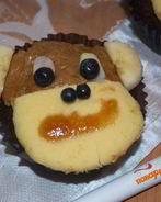 Выпечка в виде обезьянки
