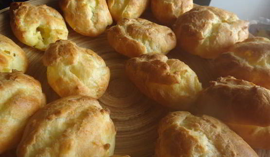 фисташковые эклеры