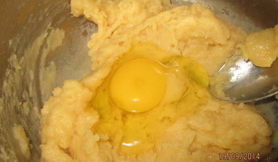 профитроли с печеночной начинкой