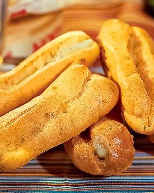 Профитроли с сырным кремом